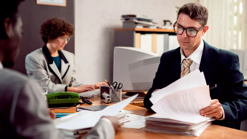 O Papel da Advocacia Trabalhista na Promoção da Justiça no Local de Trabalho 1 AnyConv.com blog 1 100